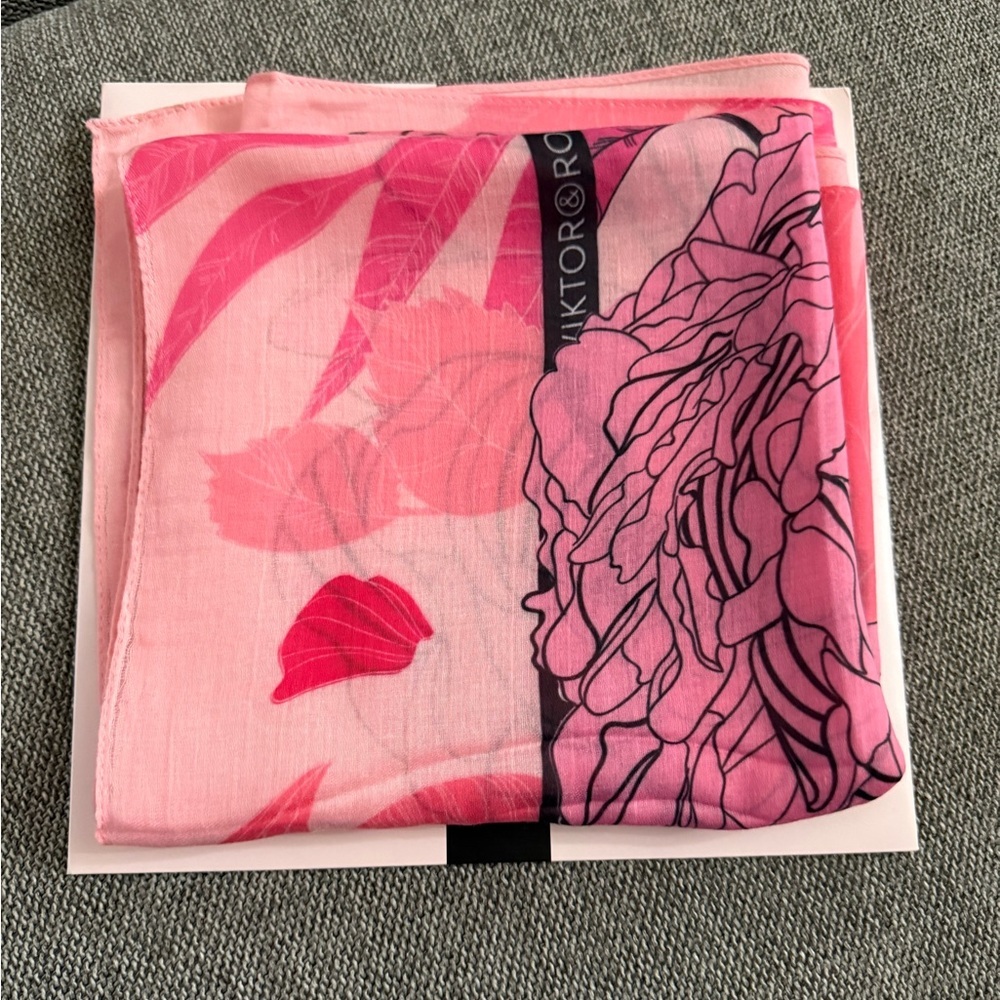 Viktor & Rolf Foulard Flowerbomb Pink Red Scarf New Authentic